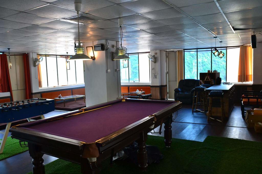 Hotel Akash Continental Rišikéš Exteriér fotografie